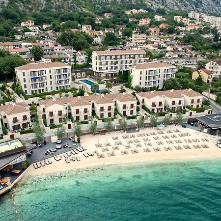 Huma Kotor Bay Hotel And Villas Eksteriør bilde View of the hotel