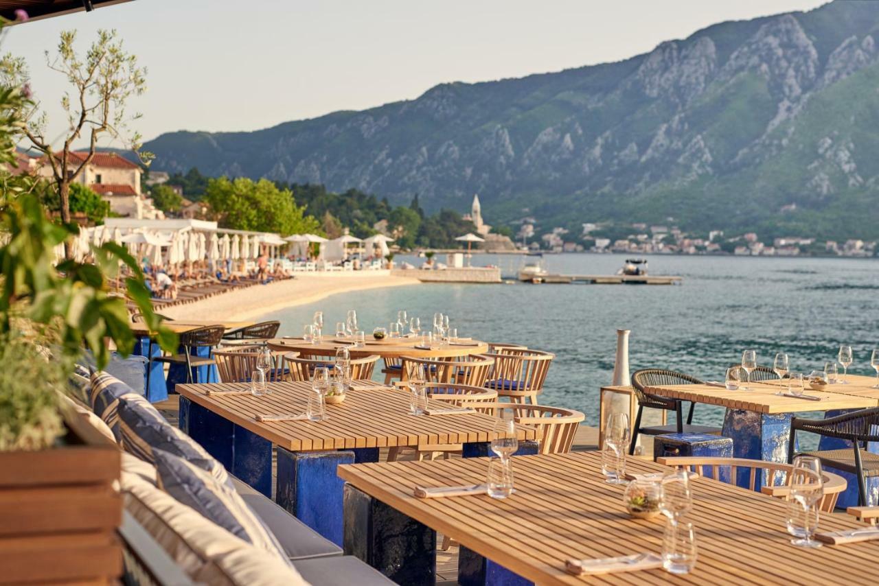 Huma Kotor Bay Hotel And Villas Eksteriør bilde View of the beach